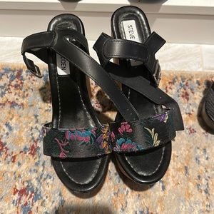 Steve Madden Wedges